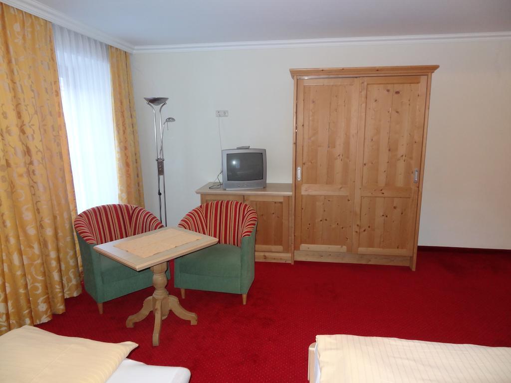Unterwirt Otel Saalbach-Hinterglemm Oda fotoğraf